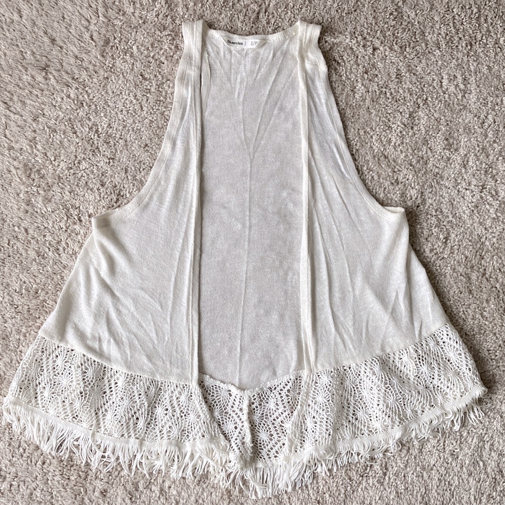 Bluenotes | Off-White Sleeveless Cardigan with Lace Hem